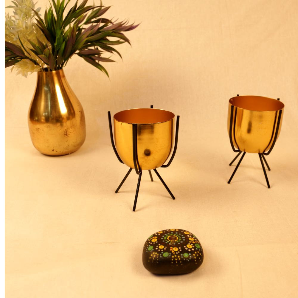 Planter Set of 2 new
