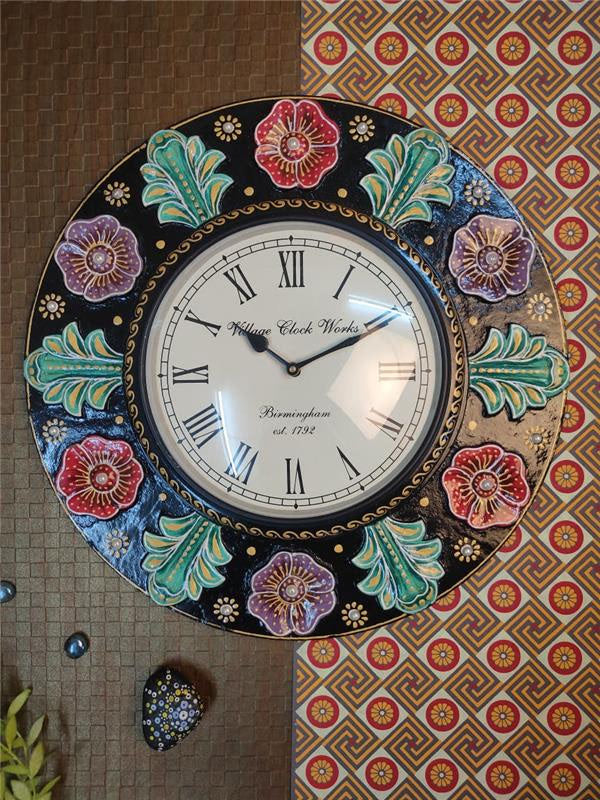 BLACK FLOWER WALL CLOCK 18X18