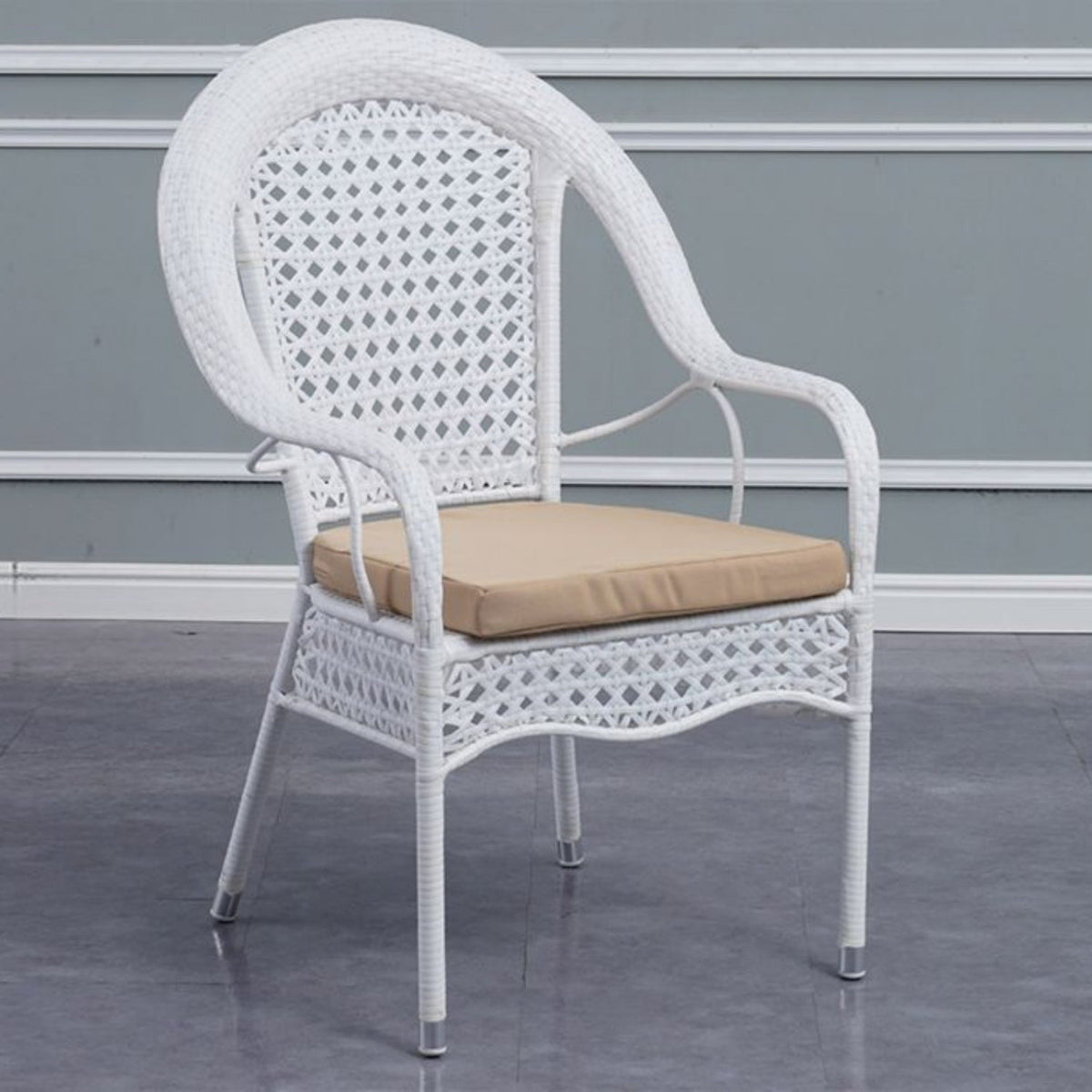 Outdoor Wicker Patio Dining Set with 4 Chairs & Round Glass Table – 5 Piece