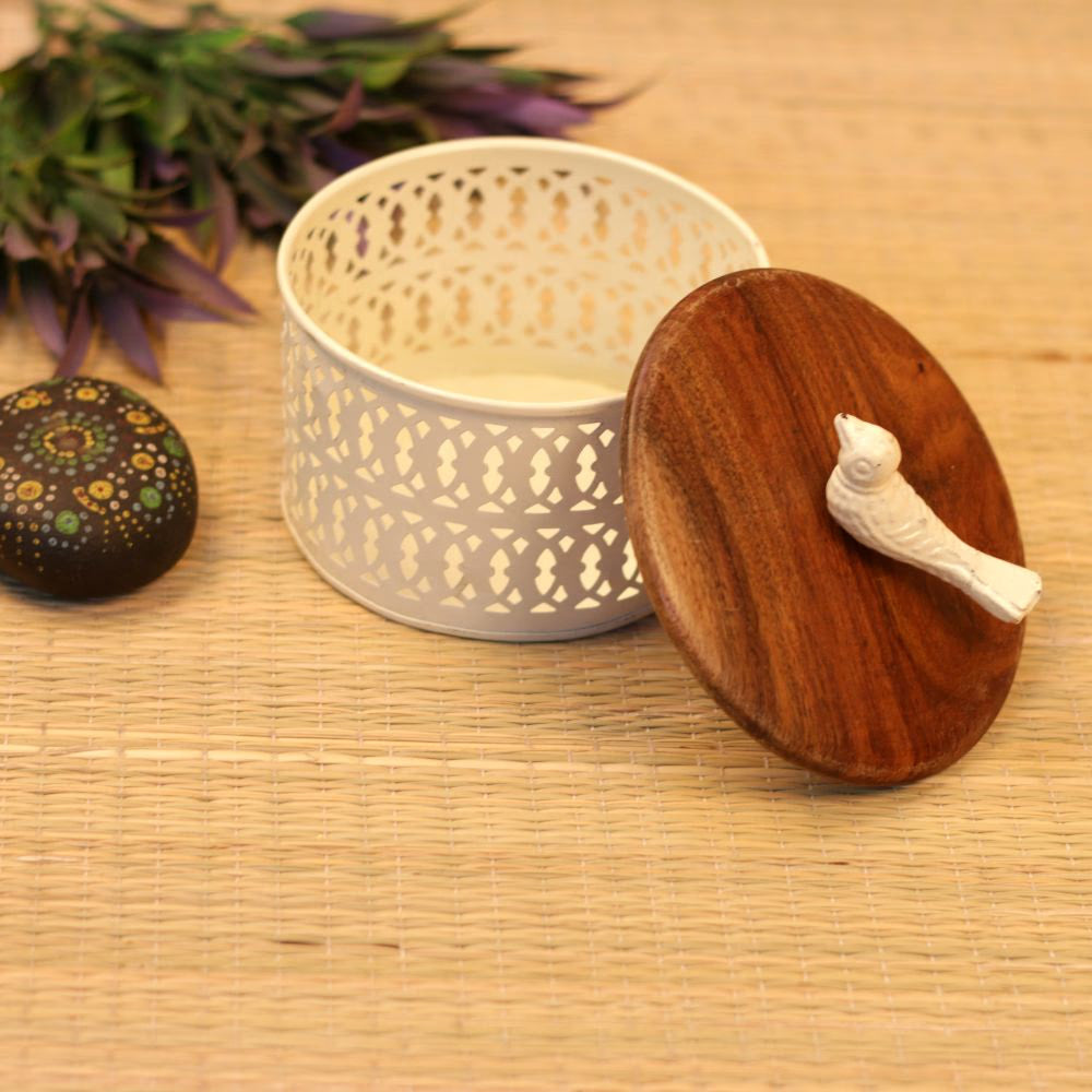 Matki with Wood Dhakkan – Handcrafted Traditional Storage Pot