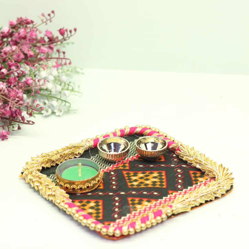 Decorative Handcrafted Roli Chawal Bowl — Traditional Puja Accessory