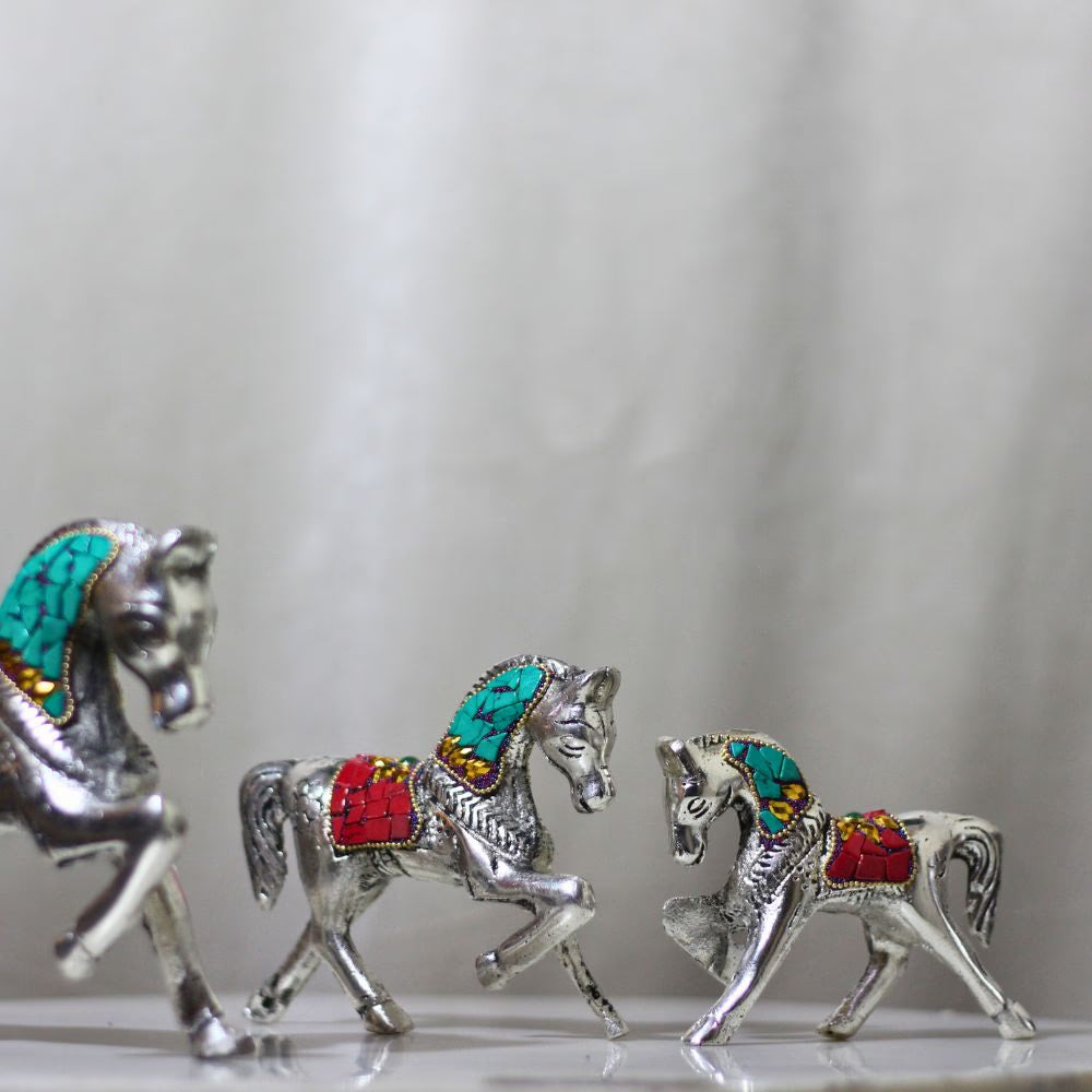 Metal Stone Horse Figurine — Set of 3 | Handcrafted Decorative Showpiece