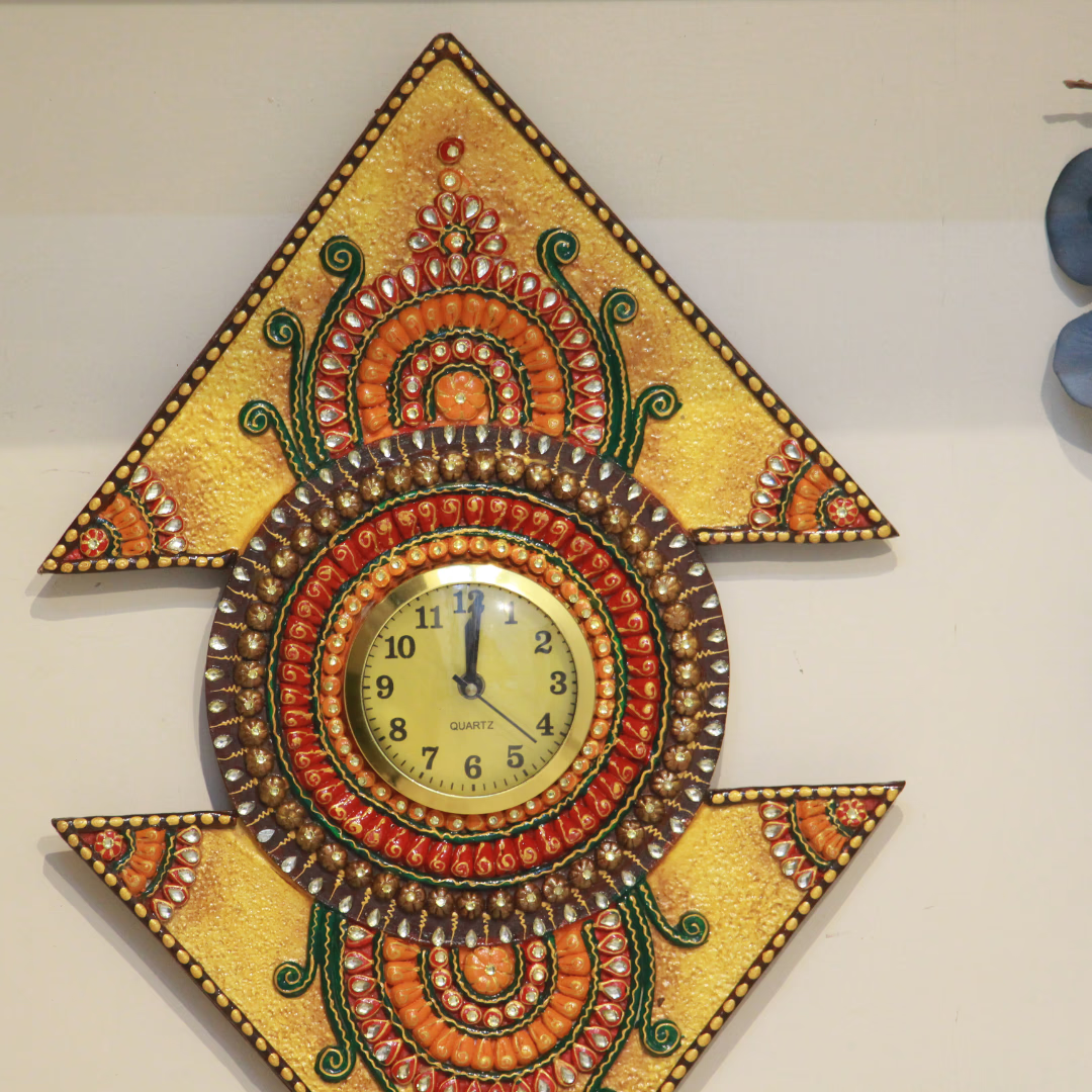 Kundan Clock — Handcrafted Decorative Clock