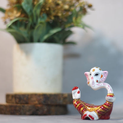 Metal Hawa Ganesh Figurine 3" — Handcrafted Flying Ganesha Showpiece